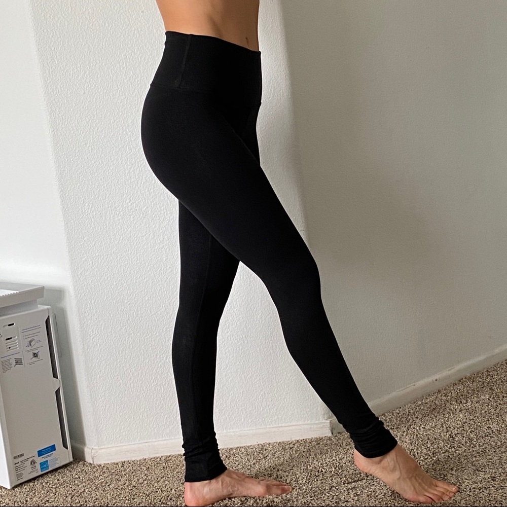 ALO YOGA black oil slick leggings XS
